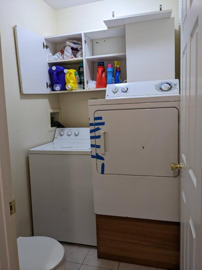 ニューヨークFawlty Towers In Williamsburgアパートメント エクステリア 写真